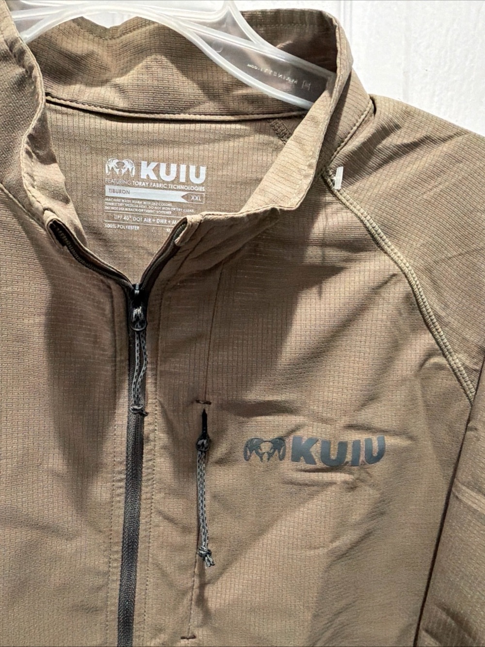 Kuiu Men’s Lightweight Zip Jacket in Brown